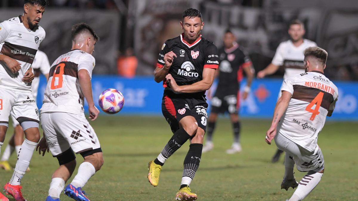 En el segundo tiempo se mantuvo la tendencia Foto Julin lvarez 