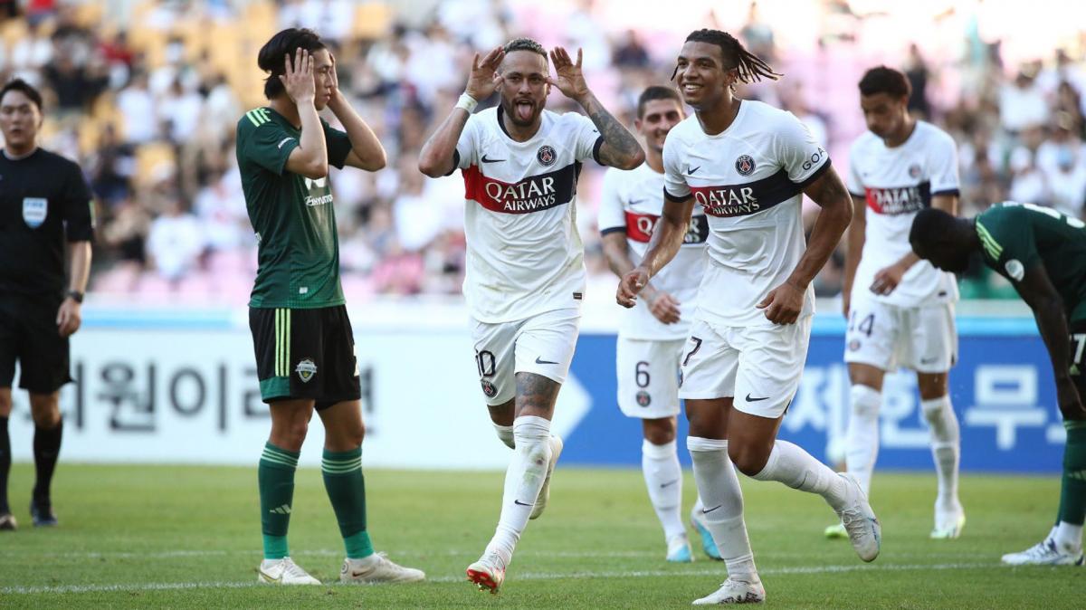 Neymar convirti dos goles en su regreso Foto TW PSGEnglish